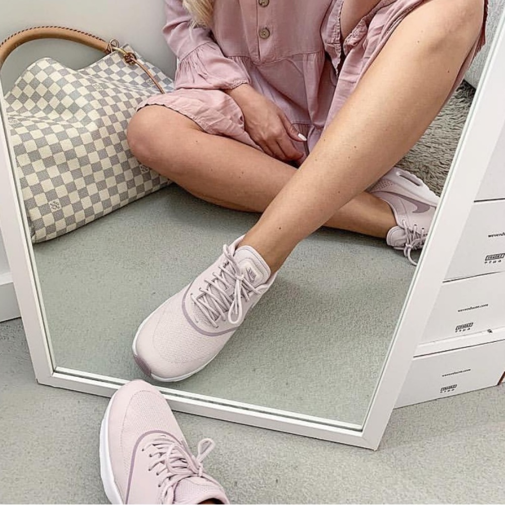 NWT Nike Air Max Thea - Picture 2 of 8